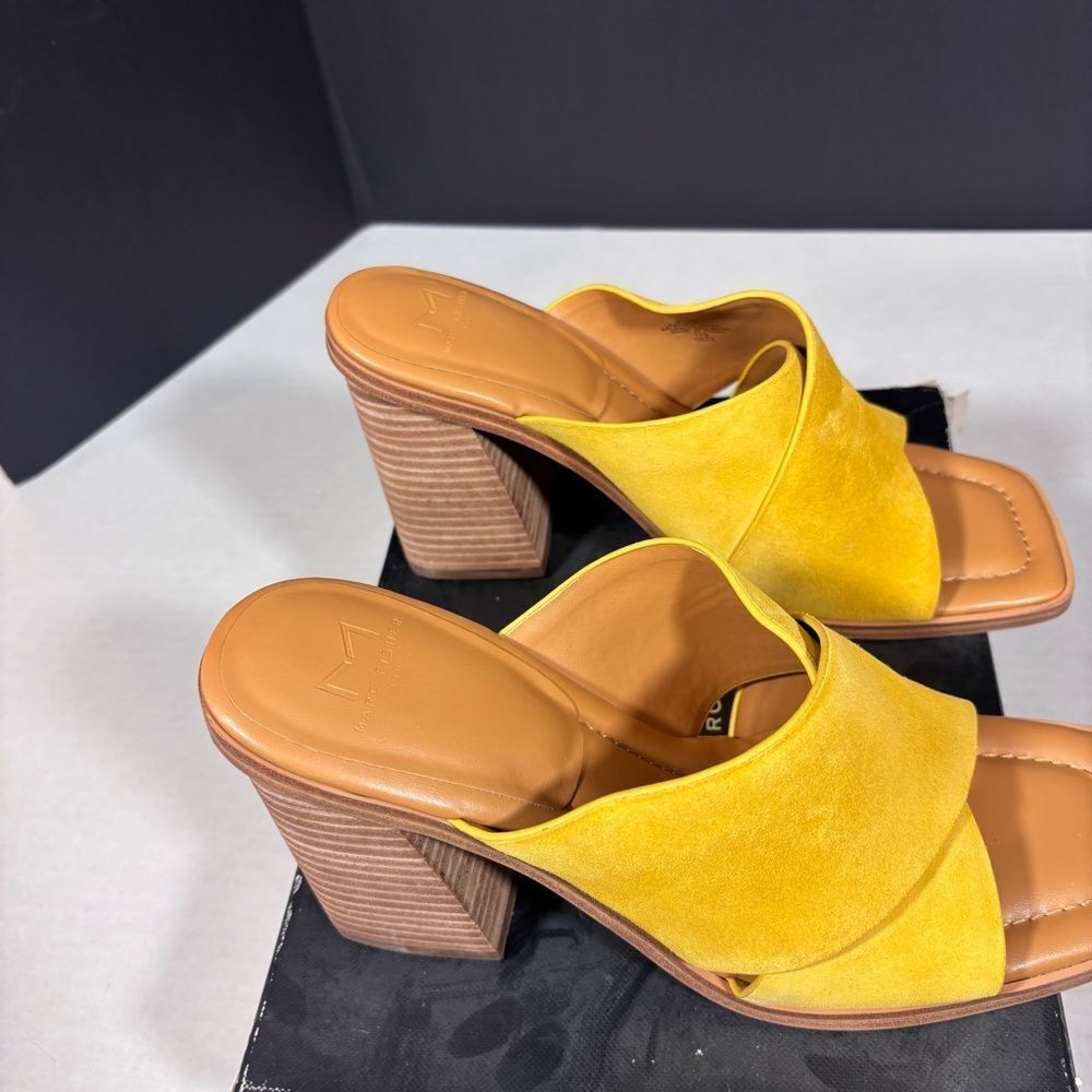 Marc Fisher Barli Sandal Yellow/Gold Size 9.5 NEW in box - Picture 10 of 12